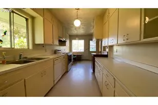 333 Park, Grants Pass, OR 97527 - Photo 5