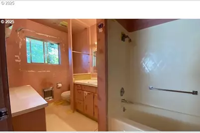 333 Park, Grants Pass, OR 97527 - Photo 13