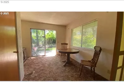 333 Park, Grants Pass, OR 97527 - Photo 17