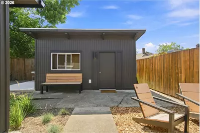 2124 N Humboldt St, Portland, OR 97217 - Photo 29