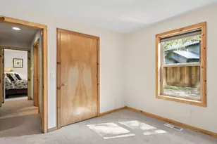 24990 E Tillicum St, Welches, OR 97067 - Photo 19