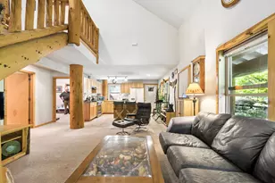 24990 E Tillicum St, Welches, OR 97067 - Photo 11