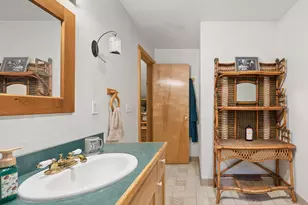 24990 E Tillicum St, Welches, OR 97067 - Photo 27