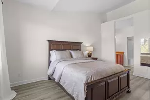 615 NW Lost Springs Terrace, Portland, OR 97229 - Photo 11