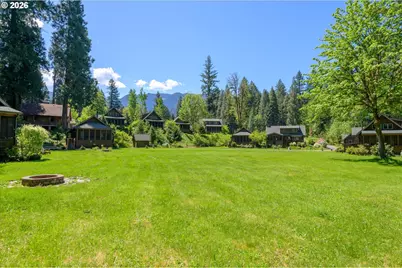 56483 McKenzie Hwy #16, McKenzie Bridge, OR 97413 - Photo 33