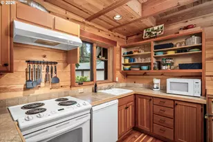 56483 McKenzie Hwy, McKenzie Bridge, OR 97413 - Photo 7