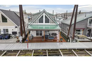 19609 NE Marine Dr, Portland, OR 97230 - Photo 35