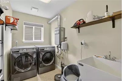 19609 NE Marine Dr #A5, Portland, OR 97230 - Photo 17