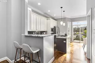 1936 NW Overton St, Portland, OR 97209 - Photo 11