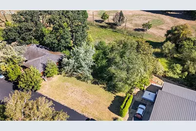 Sw Bayou Dr #900, McMinnville, OR 97128 - Photo 5