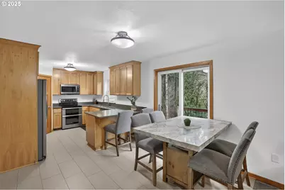 831 Virginia Cir, Clatskanie, OR 97016 - Photo 9