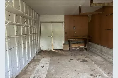 740 S Cammann St, Coos Bay, OR 97420 - Photo 17