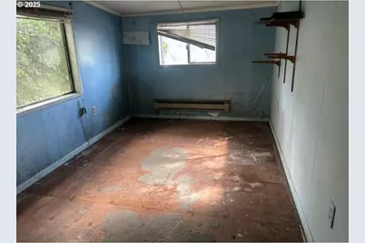 740 S Cammann St, Coos Bay, OR 97420 - Photo 11