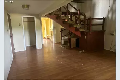 740 S Cammann St, Coos Bay, OR 97420 - Photo 3