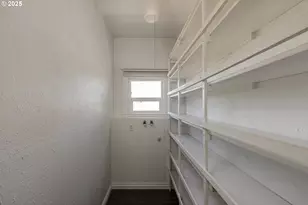 985 E College St, Mount Angel, OR 97362 - Photo 19