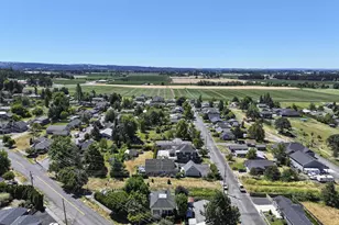 985 E College St, Mount Angel, OR 97362 - Photo 47