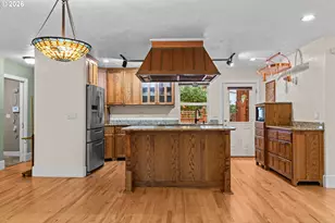 785 E 44th Ave, Eugene, OR 97405 - Photo 7