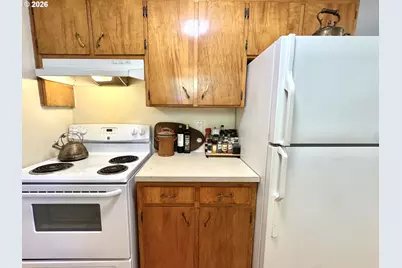 359 Norman Ave, Eugene, OR 97404 - Photo 15