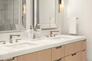 550 SW 10th Ave, Portland, OR 97205 - Photo 15