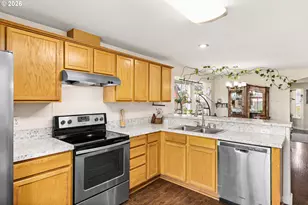 147 E 8th St, Lafayette, OR 97127 - Photo 15