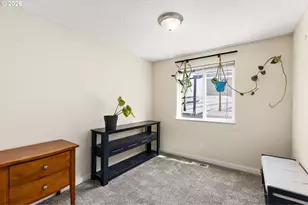 147 E 8th St, Lafayette, OR 97127 - Photo 19