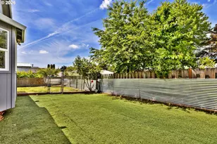 147 E 8th St, Lafayette, OR 97127 - Photo 27