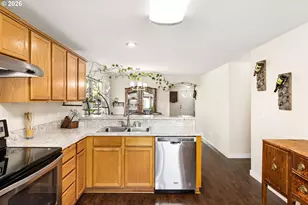 147 E 8th St, Lafayette, OR 97127 - Photo 17