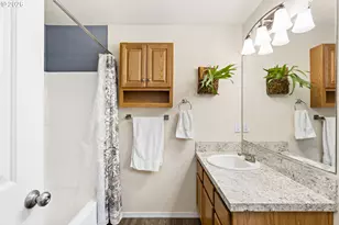 147 E 8th St, Lafayette, OR 97127 - Photo 21