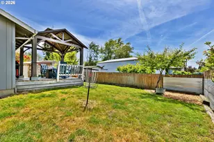 147 E 8th St, Lafayette, OR 97127 - Photo 25