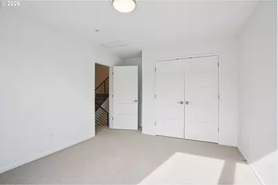 7081 SE Thorburn St, Portland, OR 97215 - Photo 23