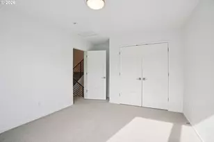 7081 SE Thorburn St, Portland, OR 97215 - Photo 23