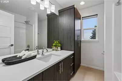 7081 SE Thorburn St, Portland, OR 97215 - Photo 19