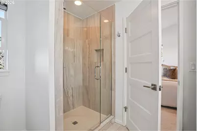 7081 SE Thorburn St, Portland, OR 97215 - Photo 29