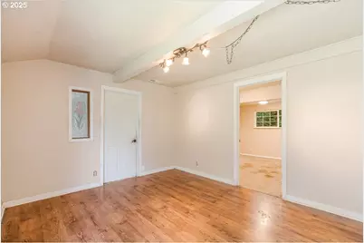 4211 SE 322nd Ave, Troutdale, OR 97060 - Photo 11