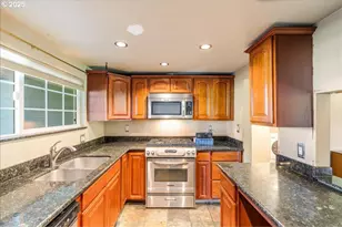 4211 SE 322 Ave, Troutdale, OR 97060 - Photo 7