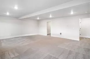 18020 SW Monashee Ln, Beaverton, OR 97007 - Photo 15