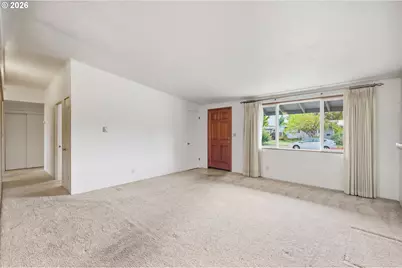 1318 Quinalt St, Springfield, OR 97477 - Photo 5