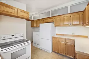 1318 Quinalt St, Springfield, OR 97477 - Photo 9