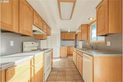 109 NE 94th St, Vancouver, WA 98665 - Photo 7