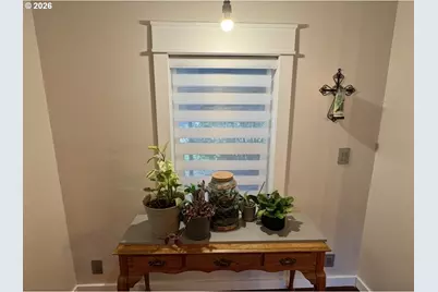 660 Village Dr #13, Molalla, OR 97038 - Photo 13