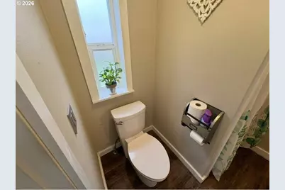 660 Village Dr #13, Molalla, OR 97038 - Photo 27