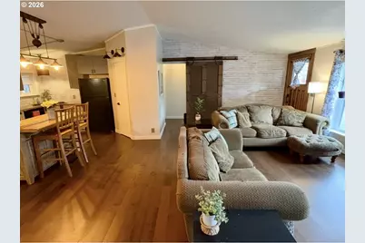 660 Village Dr #13, Molalla, OR 97038 - Photo 17