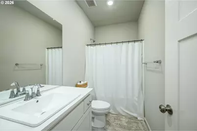 1970 NW Mercia St, McMinnville, OR 97128 - Photo 33