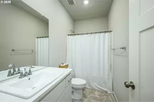 1970 NW Mercia St, McMinnville, OR 97128 - Photo 33