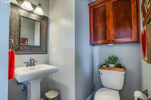 741 S 47th St, Springfield, OR 97478 - Photo 13