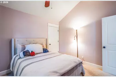 741 S 47th St, Springfield, OR 97478 - Photo 35