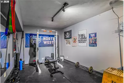 741 S 47th St, Springfield, OR 97478 - Photo 25