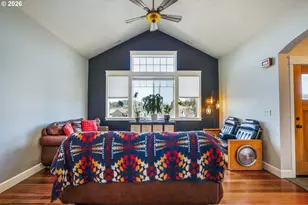 741 S 47th St, Springfield, OR 97478 - Photo 7