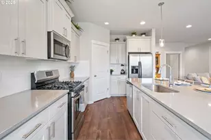 8707 N 1st St, Ridgefield, WA 98642 - Photo 11