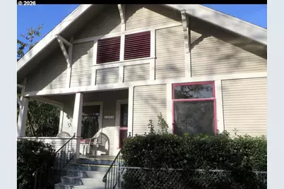 1616 NE Commercial Ave, Roseburg, OR 97470 - Photo 1